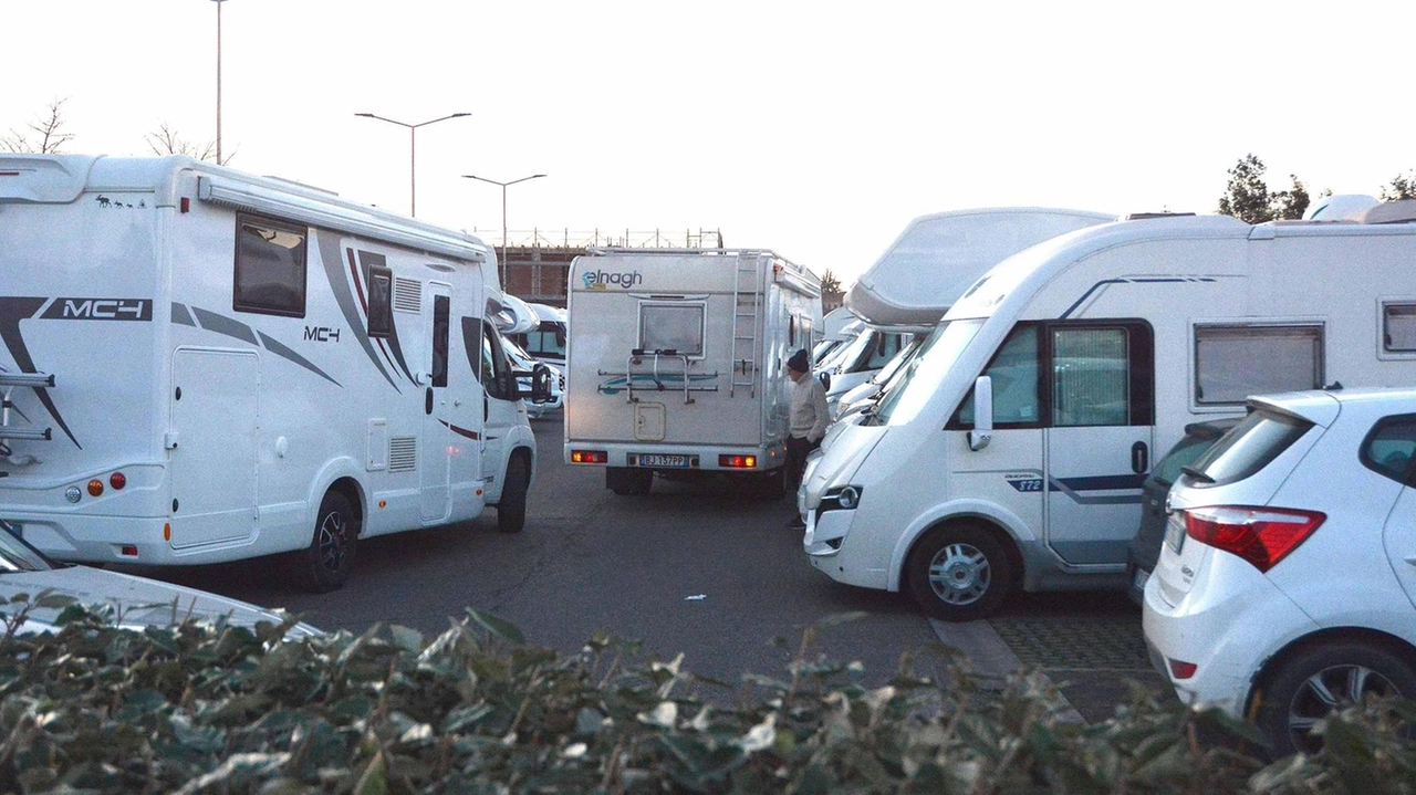 Uno spazio di sposta riservato ai camper verrà realizzato anche nella prima periferia della citta (foto di archivio) Uno spazio di sposta riservato ai camper verrà realizzato anche nella prima periferia della citta (foto di archivio)