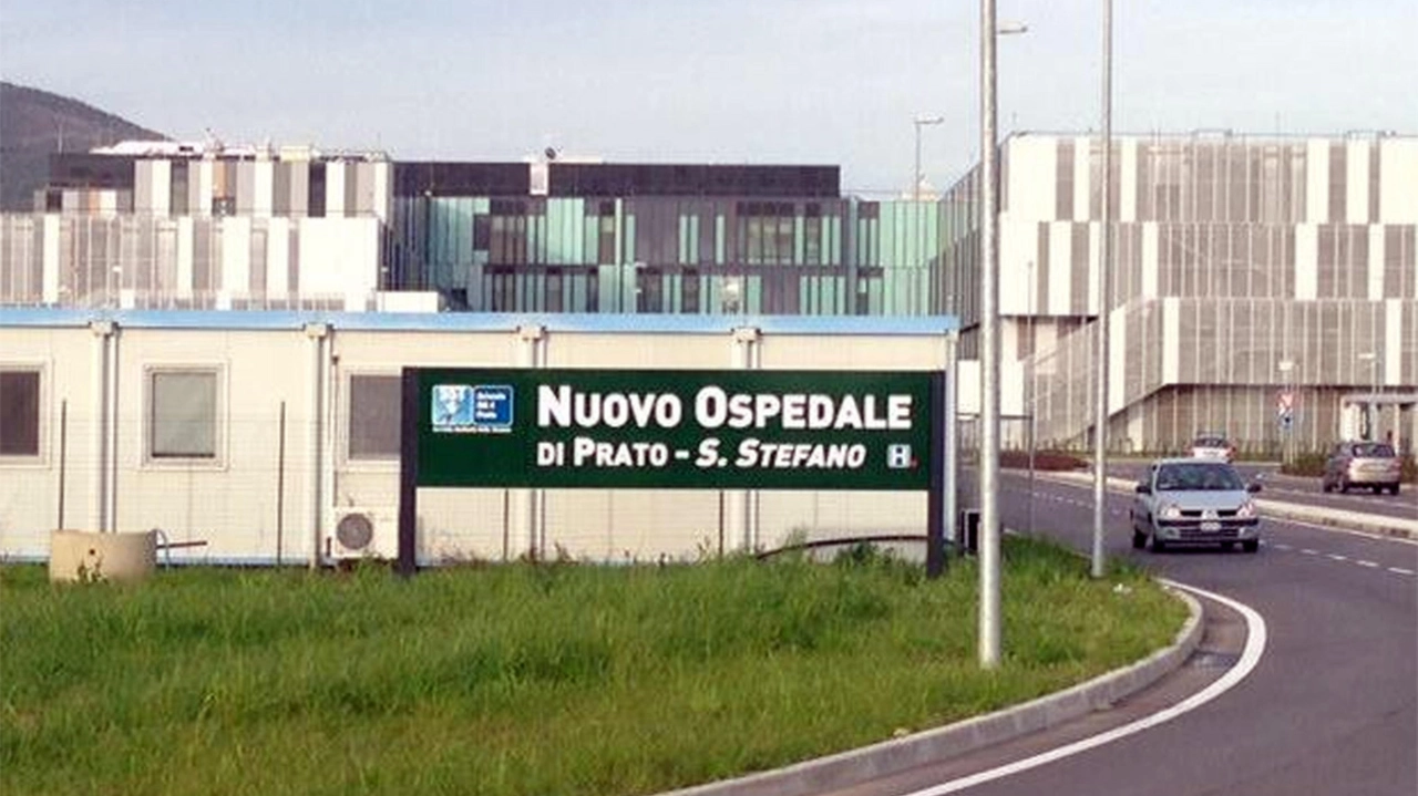 Un reparto dell’ospedale Santo Stefano. E’ attesa la concretizzazione dei provvedimenti ’sicurezza’ annunciati l’altro giorno Un reparto dell’ospedale Santo Stefano. E’ attesa la concretizzazione dei provvedimenti ’sicurezza’ annunciati l’altro giorno