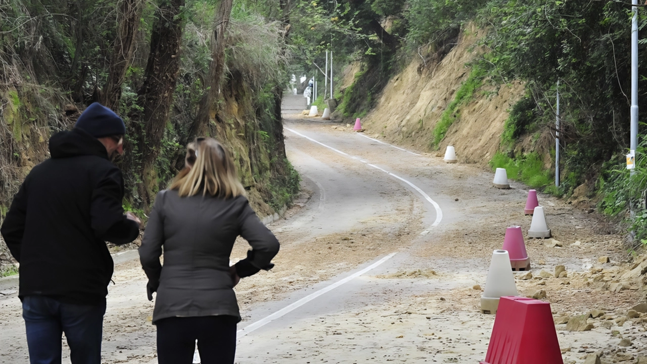 La viabilità che dal bivio della Trappola porta al Pratomagno è stata riaperta. La comunicazione del sindaco di Loro Ciuffenna... La viabilità che dal bivio della Trappola porta al Pratomagno è stata riaperta. La comunicazione del sindaco di Loro Ciuffenna...