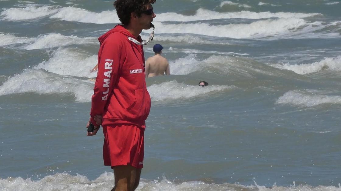 Primato nazionale per Framura. Si dota di un drone acquatico per i salvataggi tra le onde Primato nazionale per Framura. Si dota di un drone acquatico per i salvataggi tra le onde