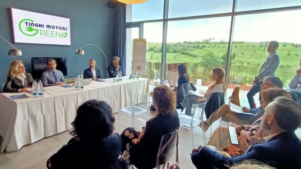 Tinghi Motors festeggia il mezzo secolo di storia