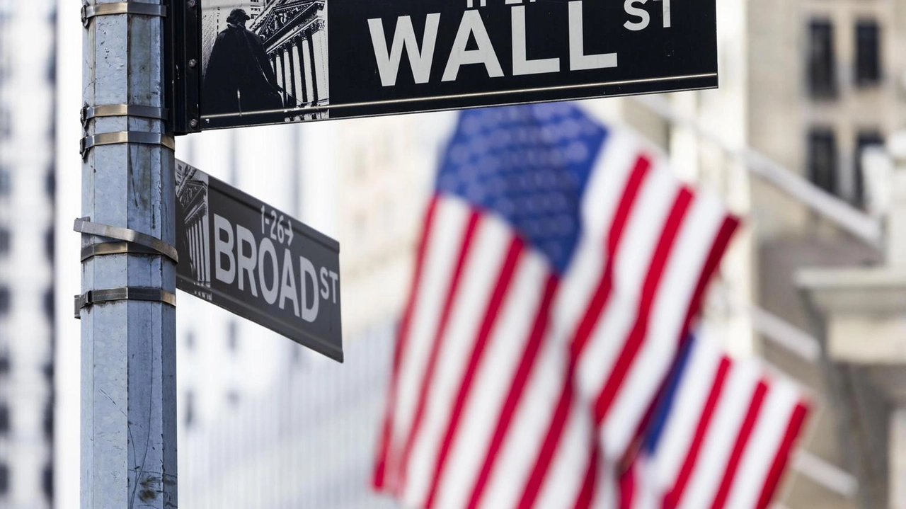 S 500 perde lo 0,35%