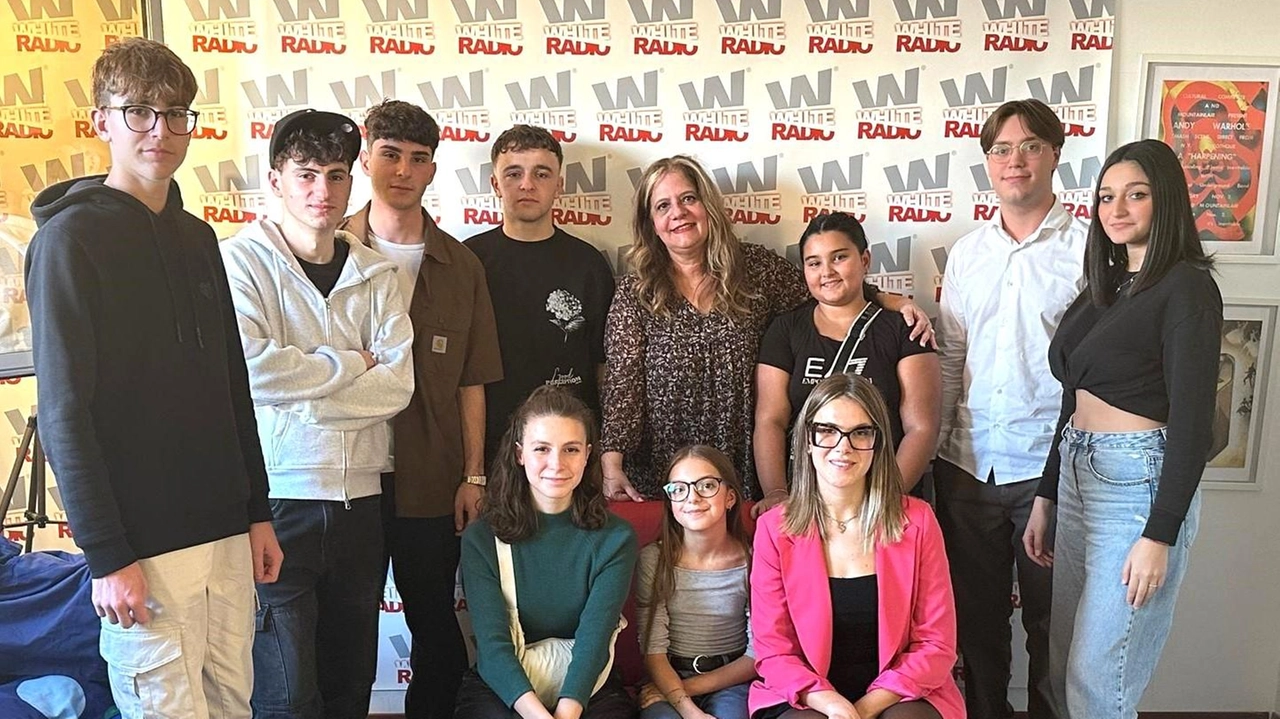 Elisabetta Branchetti con alcuni dei finalisti del «Talent Busters» Elisabetta Branchetti con alcuni dei finalisti del «Talent Busters»