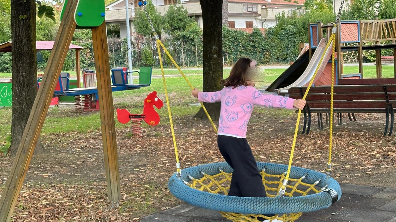 Riaperto il parco Iqbal, il polmone verde nel centro di Campi; a breve il bando per la gestione dell’area Riaperto il parco Iqbal, il polmone verde nel centro di Campi; a breve il bando per la gestione dell’area