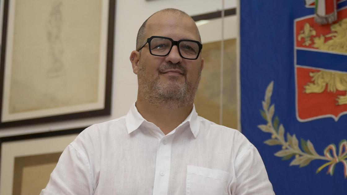 Via libera alla variante salva suolo. Caos in aula: l’opposizione se ne va