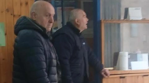 Gino e Luciano Guercini, due dei dodici figli di Mirella e Artemisio, hanno scelto di chiudere la Legatoria dopo quasi 40 anni Gino e Luciano Guercini, due dei dodici figli di Mirella e Artemisio, hanno scelto di chiudere la Legatoria dopo quasi 40 anni