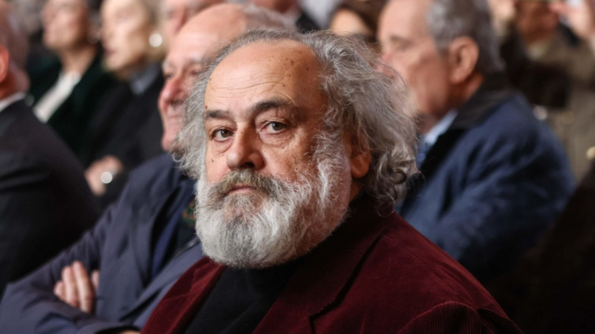 Stefano Ricci è il fondatore e presidente dell’omonima azienda del lusso maschile, conosciuta in tutto il mondo per la sua eccellenza e artigianalità Made in Italy Stefano Ricci è il fondatore e presidente dell’omonima azienda del lusso maschile, conosciuta in tutto il mondo per la sua eccellenza e artigianalità Made in Italy