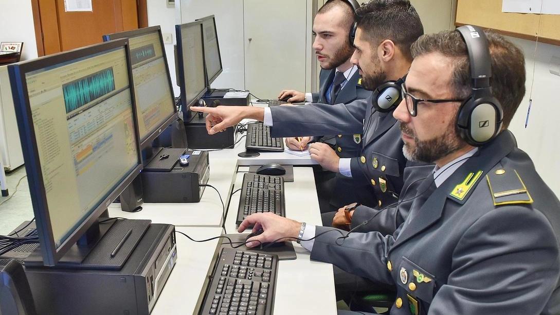Operazione della Guardia di Finanza: arrestato un 54enne cinese per frode fiscale e riciclaggio, sequestrati 3 milioni di euro. Operazione della Guardia di Finanza: arrestato un 54enne cinese per frode fiscale e riciclaggio, sequestrati 3 milioni di euro.