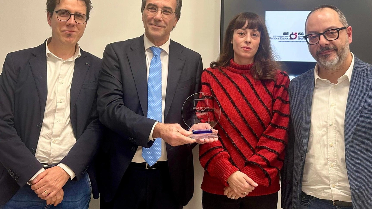 L’Asl Toscana sud est vince lo "Smartphone d’oro 2024" nella categoria sanità. L’azienda sanitaria, per il concorso ideato e promosso... L’Asl Toscana sud est vince lo "Smartphone d’oro 2024" nella categoria sanità. L’azienda sanitaria, per il concorso ideato e promosso...