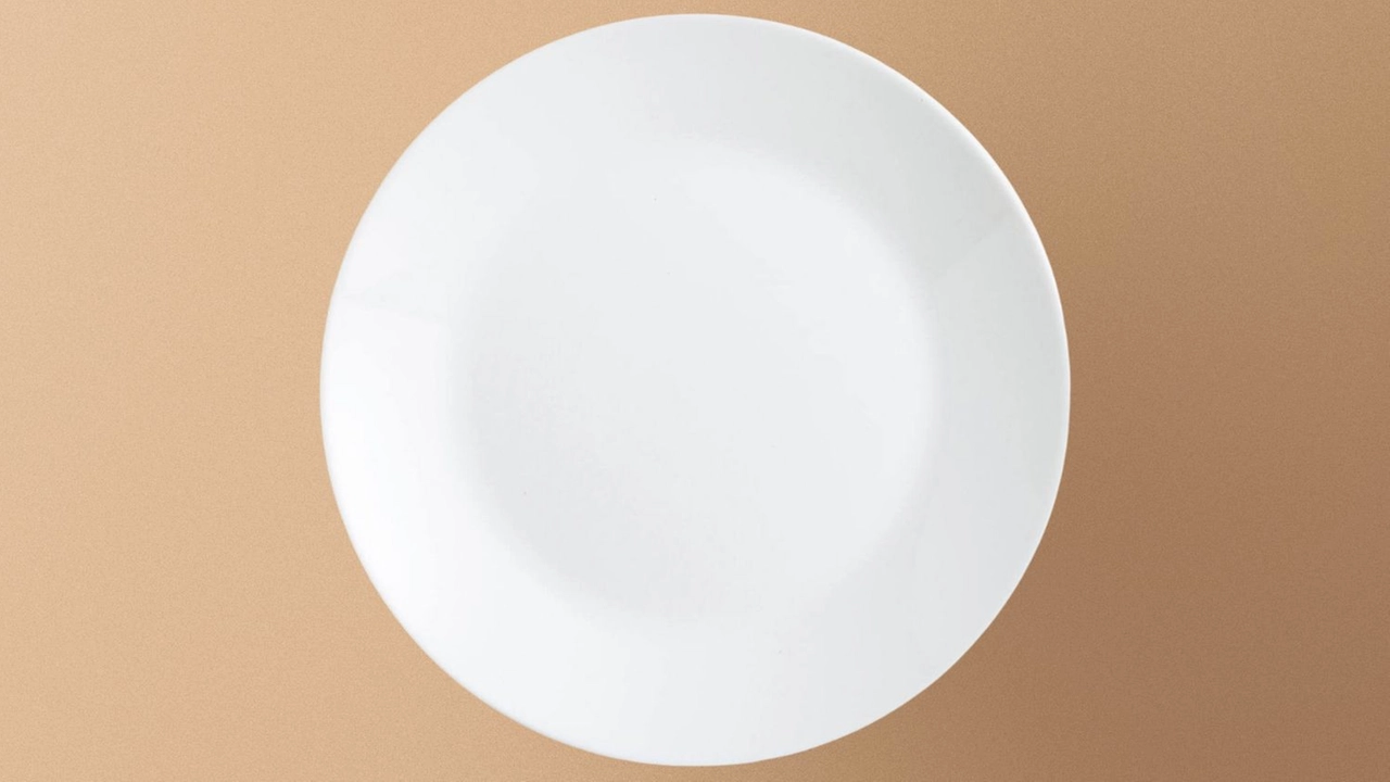 Servizio da tavola: set di 12 piatti piani in offerta su Amazon ad un super prezzo