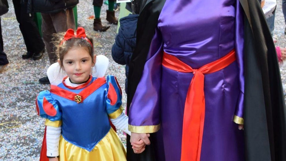 Apre i battenti oggi il carnevale arcolano con il primo dei due appuntamenti previsti in occasione della festa: l’incontro... Apre i battenti oggi il carnevale arcolano con il primo dei due appuntamenti previsti in occasione della festa: l’incontro...