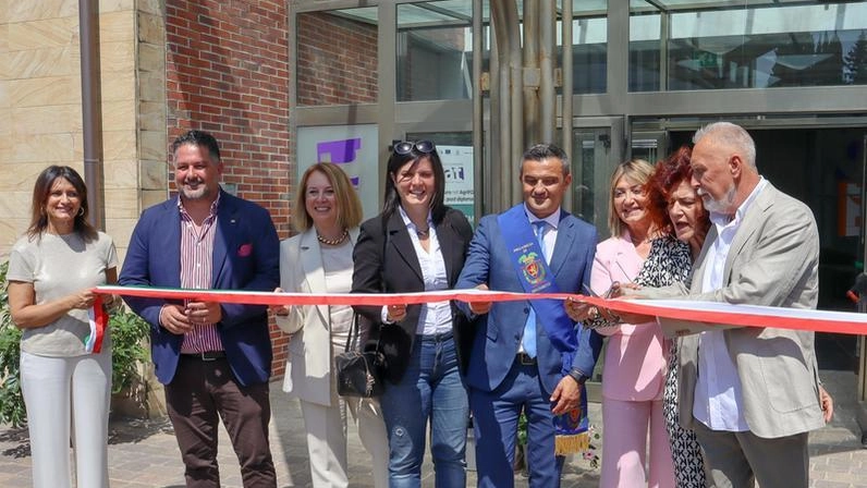 Il taglio del nastro ieri mattina nella nuova sede nella Cittadella dello studente Il taglio del nastro ieri mattina nella nuova sede nella Cittadella dello studente