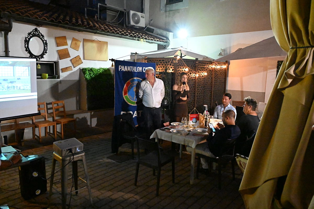 immagine di sfondo 8