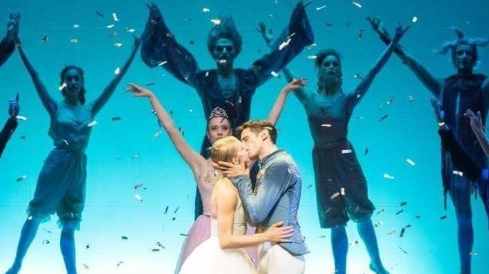 La stagione straordinaria del Lyrick continua con il balletto "Cenerentola" di Luciano Cannito, un mix di tradizione e innovazione. Prossimamente arriva "Fire of Georgia" con il Royal National Ballet of Georgia. La stagione straordinaria del Lyrick continua con il balletto "Cenerentola" di Luciano Cannito, un mix di tradizione e innovazione. Prossimamente arriva "Fire of Georgia" con il Royal National Ballet of Georgia.
