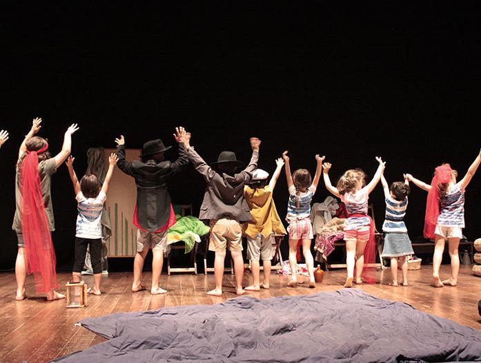 https://www.lanazione.it/image-service/view/acePublic/alias/contentid/ODI5MDNkOGQtYjU0Yi00/0/teatro-il-funaro-e-scuola-mabellini-a-settembre-ripartono-le-attivita-le-novita-in-vista-della-stagione.jpeg?f=1.90:1&w=1200