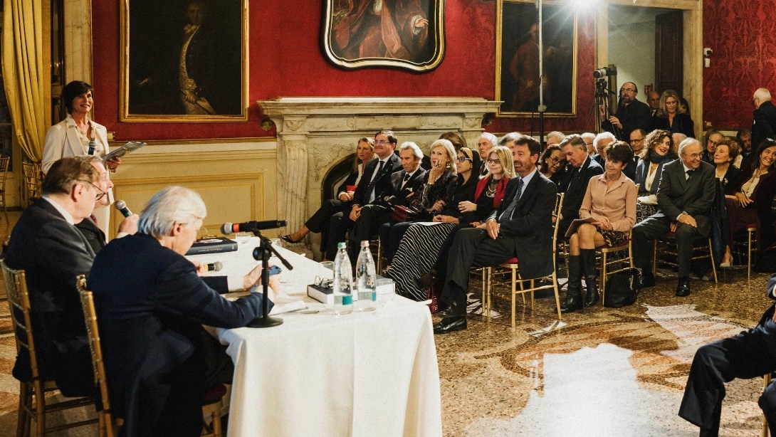 All’evento esclusivo, moderato dalla giornalista de La Nazione Letizia Cini, ha partecipato un centinaio di ospiti illustri