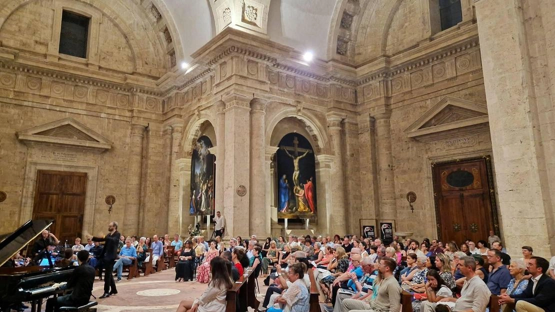 L’appuntamento ideato da Eleonora Contucci torna da domenica al 17 maggio. L’esordio è con il celebre ’Requiem’, primo di diciotto appuntamenti.