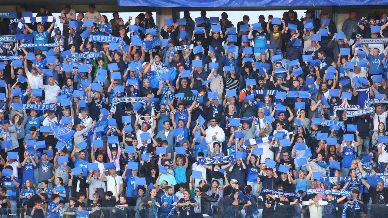 Empoli, D'Aversa critica l'atteggiamento nel derby contro la Fiorentina