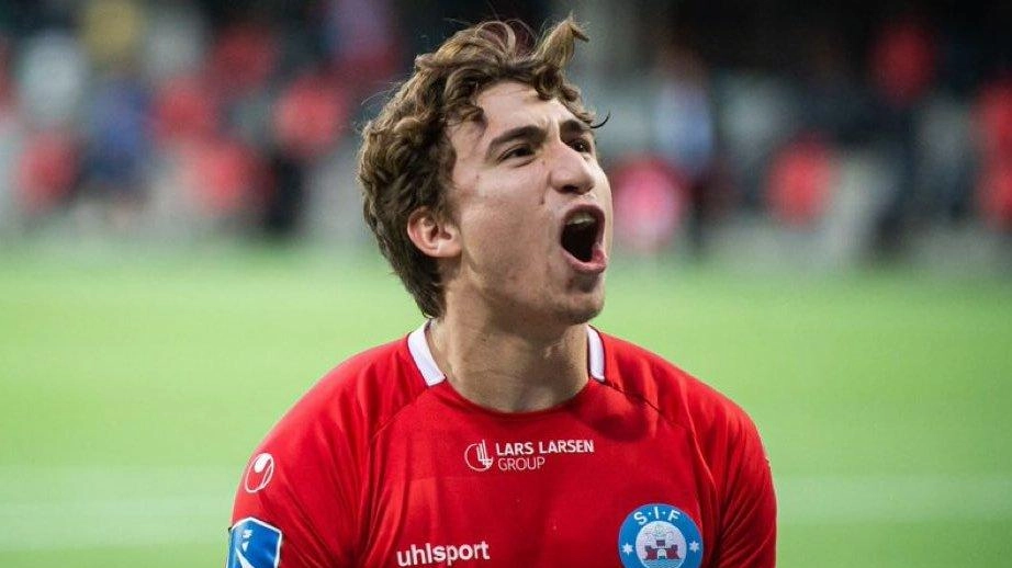 Alexander Lind, 22 anni, nella scorsa stagione ha giocato 10 gol in venti partite Alexander Lind, 22 anni, nella scorsa stagione ha giocato 10 gol in venti partite