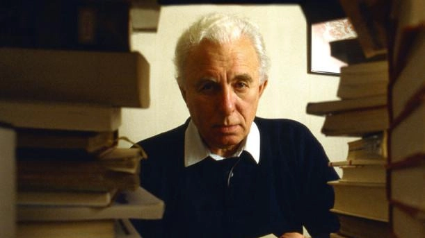 La Fondazione Luciano Bianciardi presenta il volume di Franco Fortini "Pareri editoriali per Einaudi", con interventi dei curatori e di Stefano Giovannuzzi. L'evento si terrà a Grosseto, approfondendo il ruolo di Fortini nella consulenza editoriale. La Fondazione Luciano Bianciardi presenta il volume di Franco Fortini "Pareri editoriali per Einaudi", con interventi dei curatori e di Stefano Giovannuzzi. L'evento si terrà a Grosseto, approfondendo il ruolo di Fortini nella consulenza editoriale.