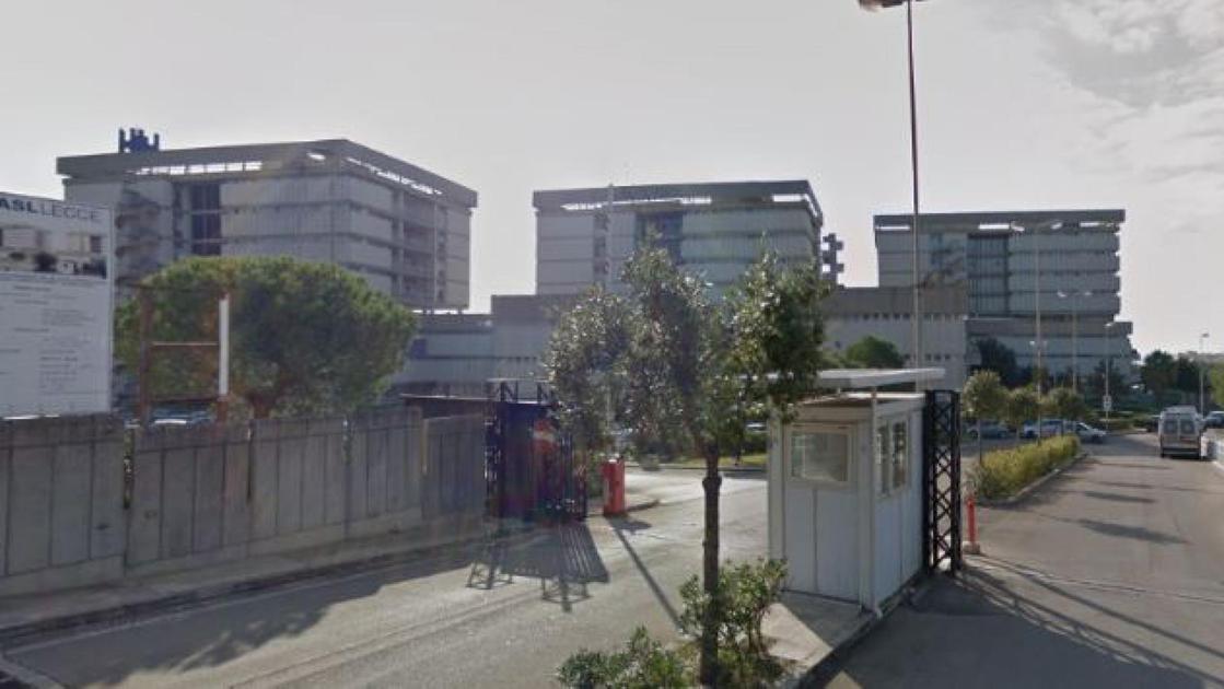 dolore a spezia per andrea dichiarata la morte cerebrale del bimbo caduto in piscina