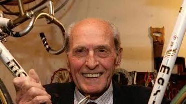 A Sesto Fiorentino, il 11 giugno, sei gare ciclistiche ricorderanno Alfredo Martini, icona del ciclismo mondiale.