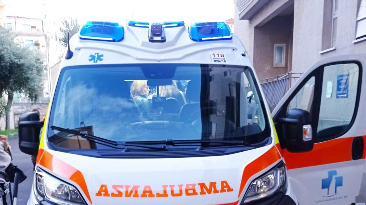 Nonostante i soccorsi, per l’uomo non c’è stato niente da fare (Foto Archivio) Nonostante i soccorsi, per l’uomo non c’è stato niente da fare (Foto Archivio)