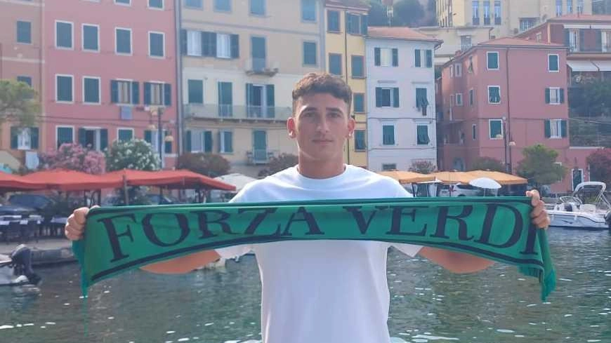 Emanuele Smecca è uno dei nuovi acquisti della società calcistica Fezzanese Emanuele Smecca è uno dei nuovi acquisti della società calcistica Fezzanese