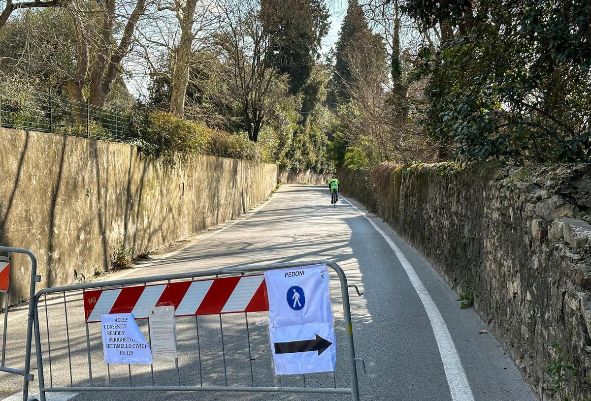 Villa Gamba, i lavori vanno avanti. E restano le deviazioni al traffico