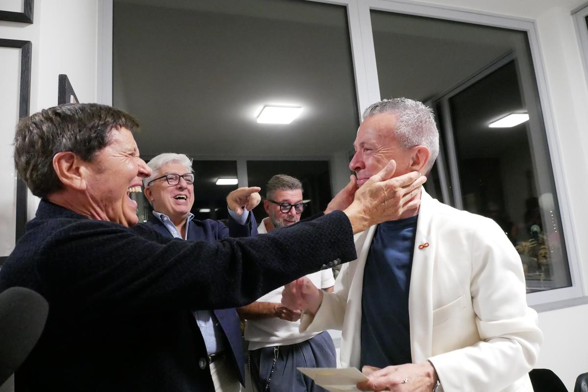 I 70 anni di Pupo: “Mai arrendersi nella vita”. La grande festa a Ponticino