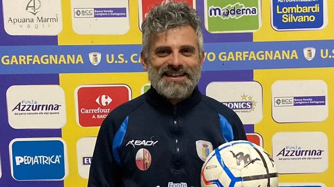 Luigi Grassi, cresciuto nel Castelnuovo, ha poi spiccato il volo tra i professionisti, togliendosi molte soddisfazioni: sarà il nuovo allenatore gialloblu Luigi Grassi, cresciuto nel Castelnuovo, ha poi spiccato il volo tra i professionisti, togliendosi molte soddisfazioni: sarà il nuovo allenatore gialloblu