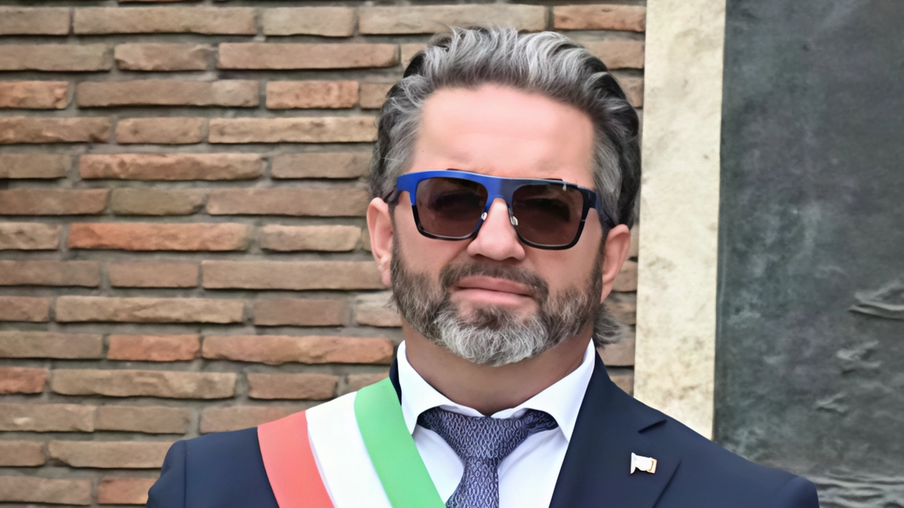 Il consigliere comunale Roberto Berardi dice di essere molto soddisfatto del servizio reso con i fontanelli pubblici Il consigliere comunale Roberto Berardi dice di essere molto soddisfatto del servizio reso con i fontanelli pubblici