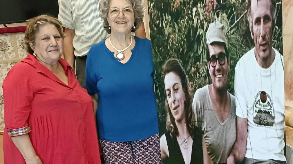 E’ allestita fino a domani, domenica 29 giugno, nella Compagnia del Santissimo Sacramento della parrocchia di San Piero, la... E’ allestita fino a domani, domenica 29 giugno, nella Compagnia del Santissimo Sacramento della parrocchia di San Piero, la...