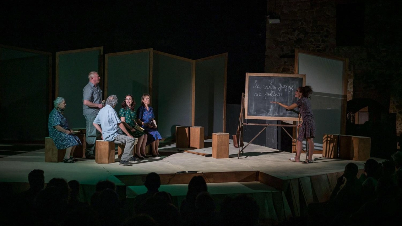 L’autodramma del Teatro Povero come strategia politica per salvare le aree marginali dall’abbandono L’autodramma del Teatro Povero come strategia politica per salvare le aree marginali dall’abbandono