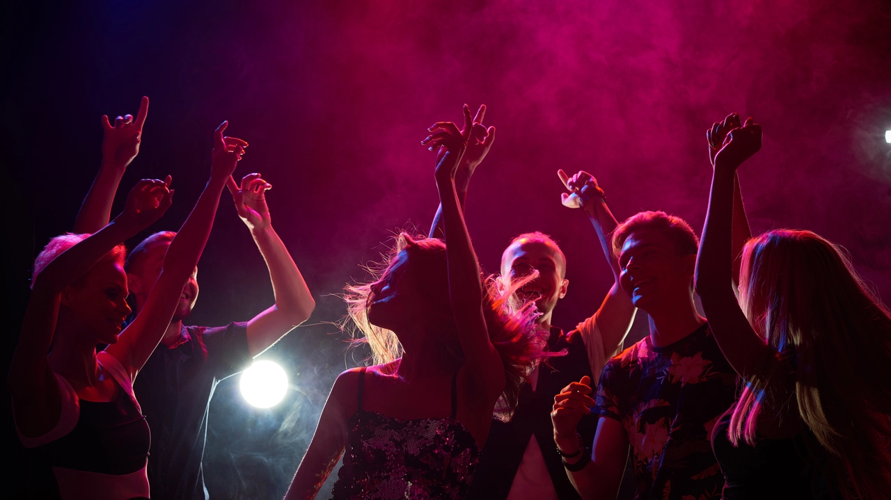 Il progetto di Wonderland ha come missione la promozione di valori positivi all’interno del mondo delle discoteche Il progetto di Wonderland ha come missione la promozione di valori positivi all’interno del mondo delle discoteche