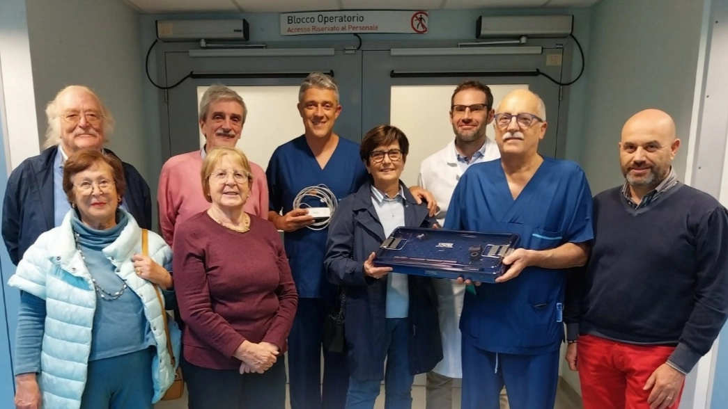 Pistoia, donati due nuovi strumenti alla chirurgia dell’ospedale San Jacopo Pistoia, donati due nuovi strumenti alla chirurgia dell’ospedale San Jacopo