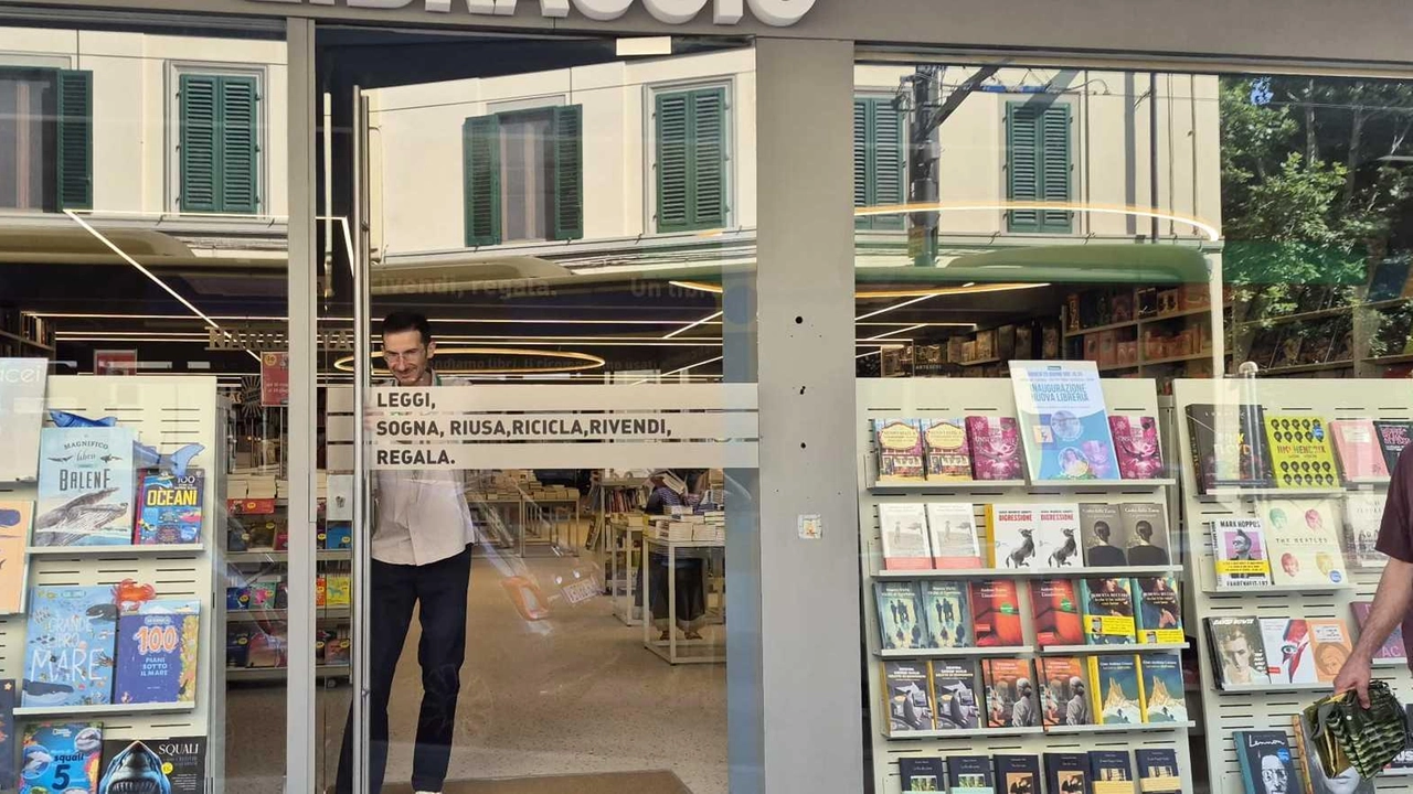 Nuova libreria Libraccio in via Vittorio Emanuele II, 192/194, nel cuore del quartiere Rifredi Nuova libreria Libraccio in via Vittorio Emanuele II, 192/194, nel cuore del quartiere Rifredi