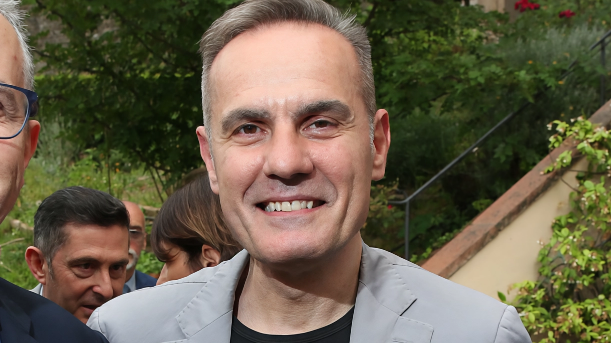Il fiorentino Riccardo Tarantoli (nella foto) è stato eletto presidente di Silb (Sindacato Italiano Locali da Ballo) Confcommercio Toscana, l’associazione... Il fiorentino Riccardo Tarantoli (nella foto) è stato eletto presidente di Silb (Sindacato Italiano Locali da Ballo) Confcommercio Toscana, l’associazione...