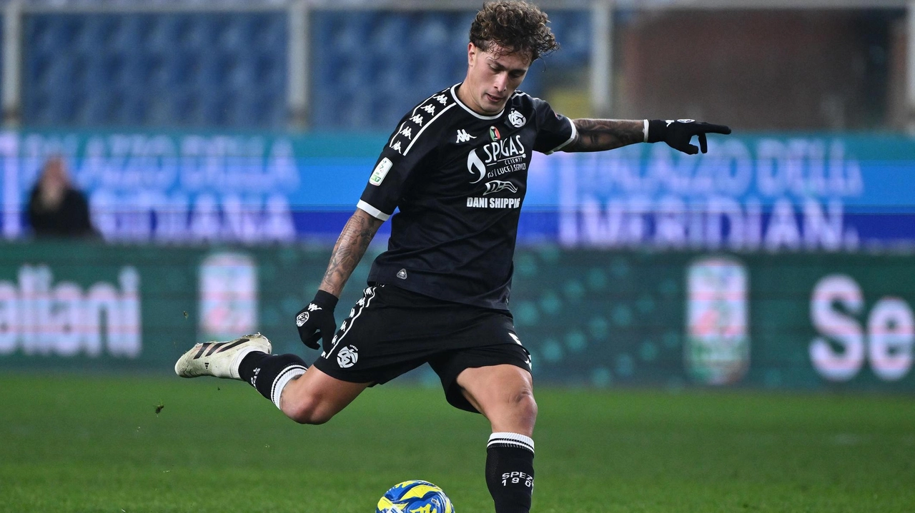 Salvatore Esposito sarà senz’altro impiegato in cabina di regia Salvatore Esposito sarà senz’altro impiegato in cabina di regia