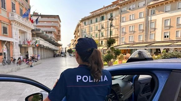 Gli agenti del Commissariato di Montecatini hanno arrestato il quarantenne in una struttura ricettiva della città Gli agenti del Commissariato di Montecatini hanno arrestato il quarantenne in una struttura ricettiva della città