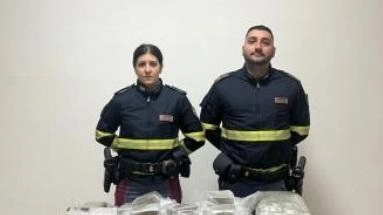 AREZZO Traffico di droga sull’A1: arrestato 40enne con 30 chili di hashish nascosti in auto. È stata un’operazione di routine...