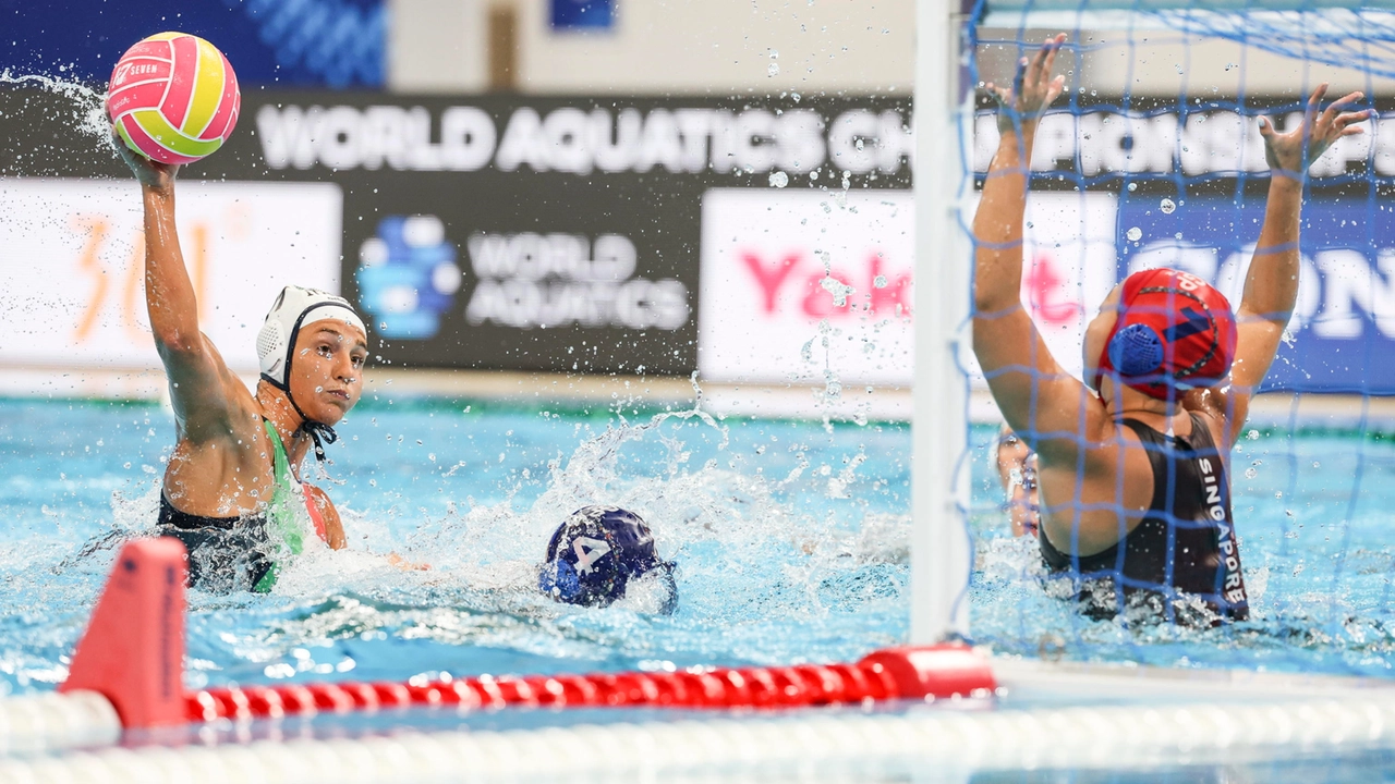 Pallanuoto, il Setterosa fa un monologo Mondiale: Singapore travolto
