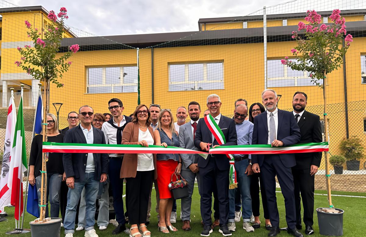 area sportiva e mensa la sede a castelnuovo