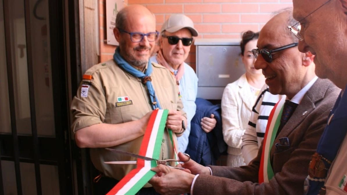 La Polisportiva San Mariano hacelebrato con una festa la conclusione dei lavori alla copertura della palestra scolastica di Castel del... La Polisportiva San Mariano hacelebrato con una festa la conclusione dei lavori alla copertura della palestra scolastica di Castel del...