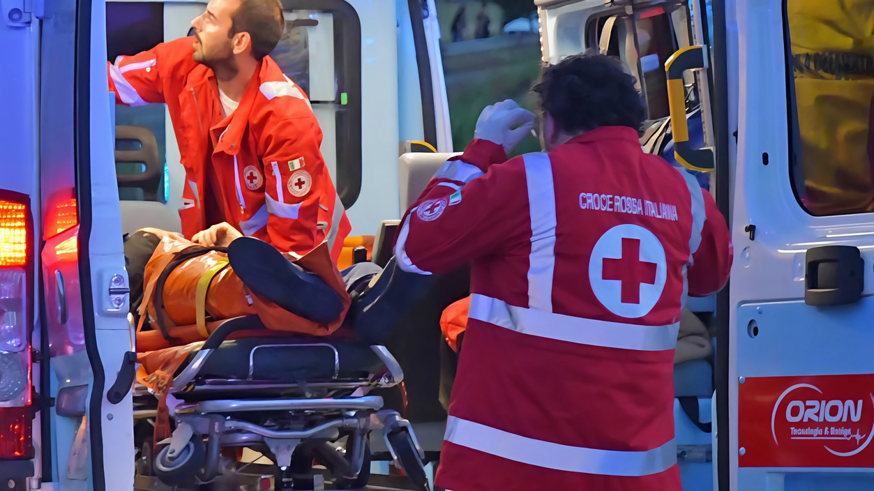 Soccorritori arrivati sul luogo di un incidente Soccorritori arrivati sul luogo di un incidente