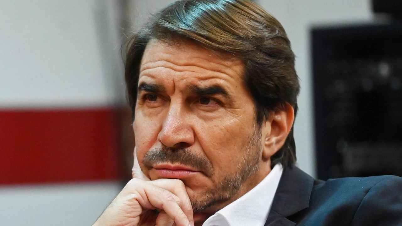 Il presidente del Perugia calcio l’argentino Javier Faroni Un anno fa rilevò le quote del Grifo dall’ex numero uno Massimiliano Santopadre Il presidente del Perugia calcio l’argentino Javier Faroni Un anno fa rilevò le quote del Grifo dall’ex numero uno Massimiliano Santopadre