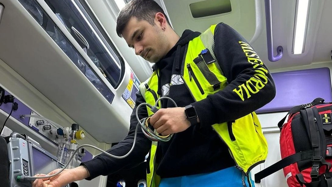 Alessio Beneforti, il volontario della Misericordia di Monsummano aggredito Alessio Beneforti, il volontario della Misericordia di Monsummano aggredito