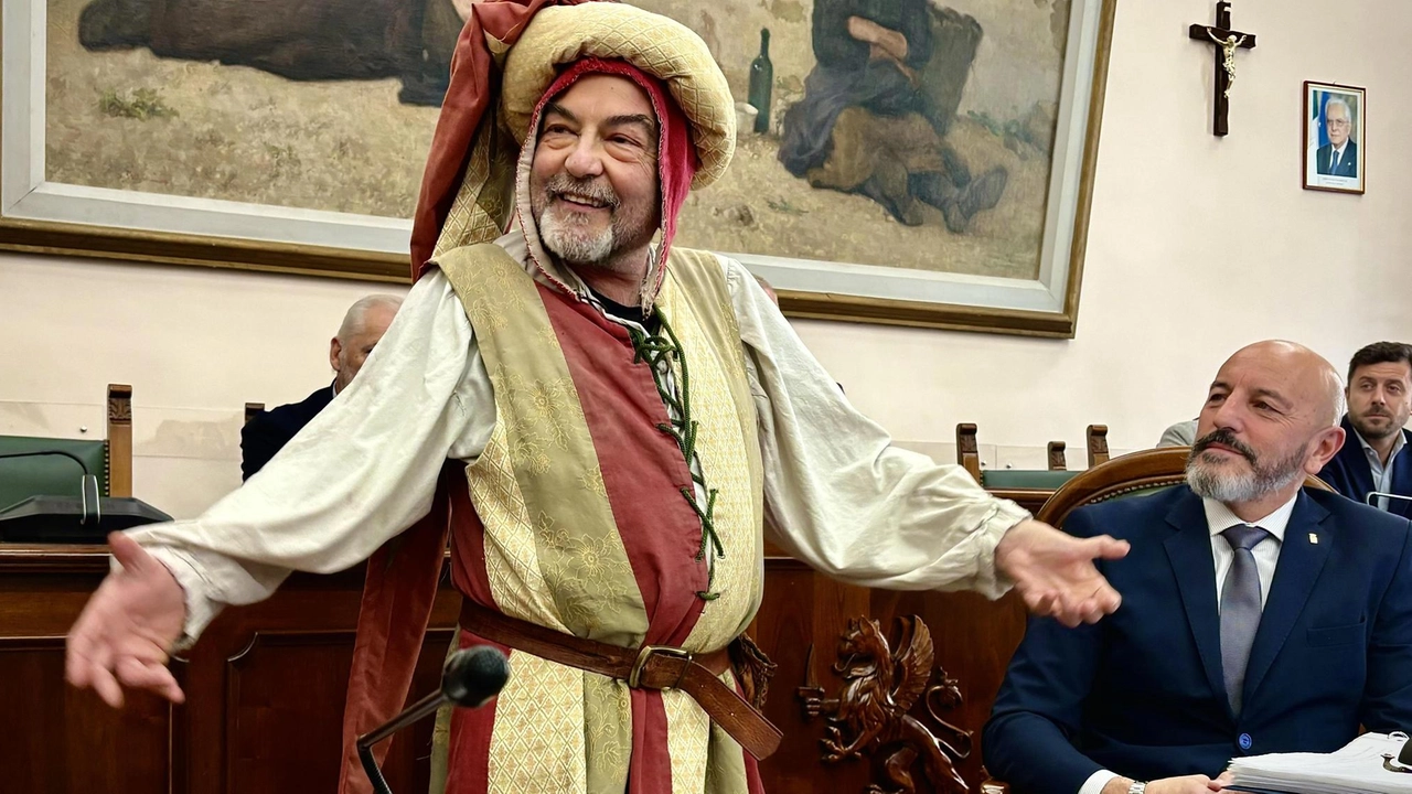 L’apprezzato intervento di messer Lurinetto. per la Festa della Toscana L’apprezzato intervento di messer Lurinetto. per la Festa della Toscana