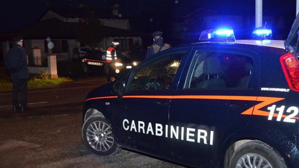 L’episodio risale allo scorso 22 novembre, la donna per fortuna non è rimasta ferita L’episodio risale allo scorso 22 novembre, la donna per fortuna non è rimasta ferita