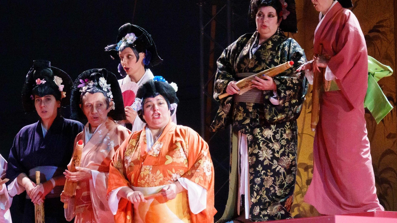 L’opera di Verdi in scena su una piattaforma galleggiante di fronte al veliero. Due serate con arte e storia: appuntamento il 19 e 20 giugno al molo Italia. Evento per il centenario del Palio. Caporuscio: "Splendido messaggio di pace". . L’opera di Verdi in scena su una piattaforma galleggiante di fronte al veliero. Due serate con arte e storia: appuntamento il 19 e 20 giugno al molo Italia. Evento per il centenario del Palio. Caporuscio: "Splendido messaggio di pace". .